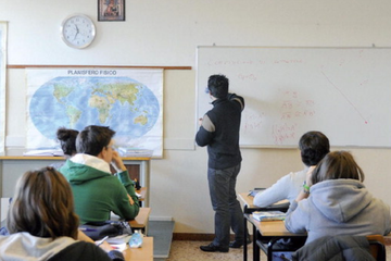 Scuola, 20 anni di parità dimezzata