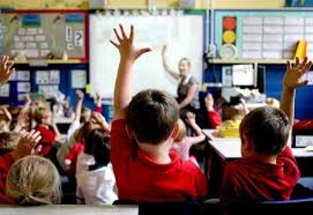 Per una scuola all'altezza dei suoi compiti: più autonomia e piena parità.