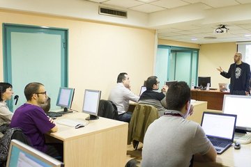 C’è bisogno di insegnanti coraggiosi per sostenere i giovani disorientati