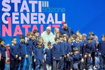 Denatalità: dalla scuola scelte coraggiose per una nuova cultura della vita
