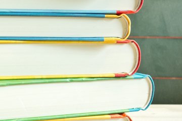 “Caro libri” e Intelligenza artificiale: due sfide per i genitori della scuola