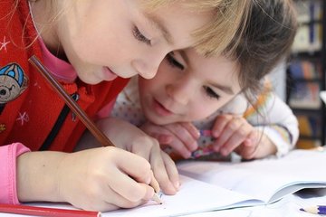 «Partecipazione, relazione, impegno, libertà: ecco la scuola che vogliamo»