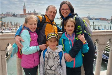 AGeSC nazionale alla “Su e Zo per i Ponti” di Venezia: un'occasione di incontro e condivisione tra famiglie