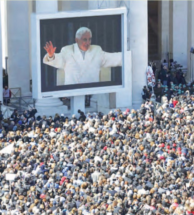 QUEL GESTO RIVOLUZIONARIO DI PAPA BENEDETTO